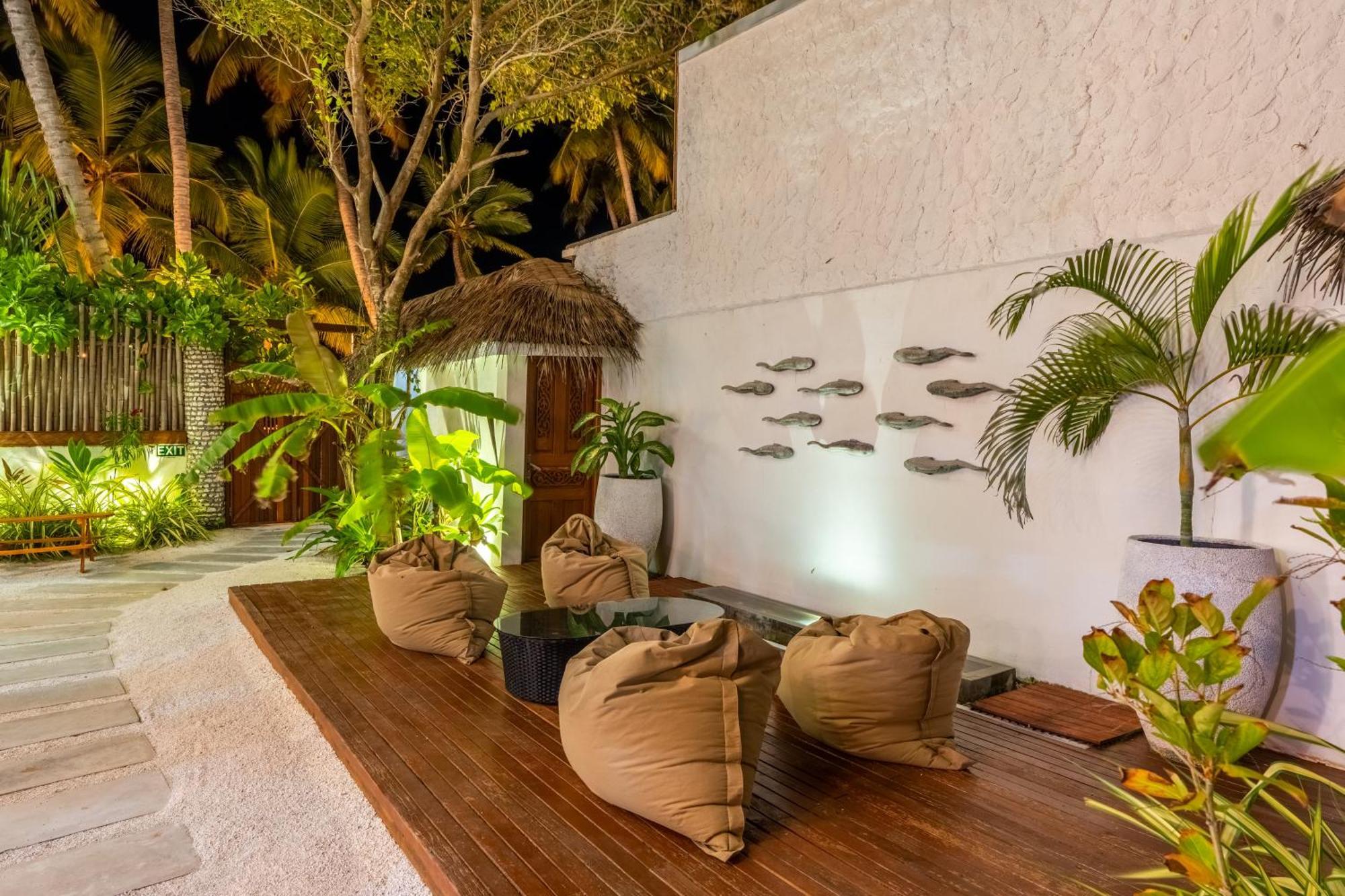 Veli Vilaa Dhiffushi Extérieur photo