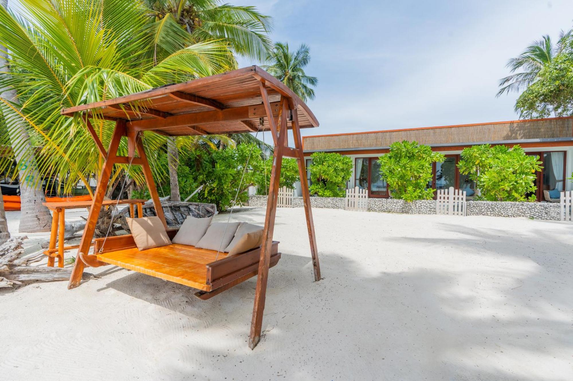 Veli Vilaa Dhiffushi Extérieur photo