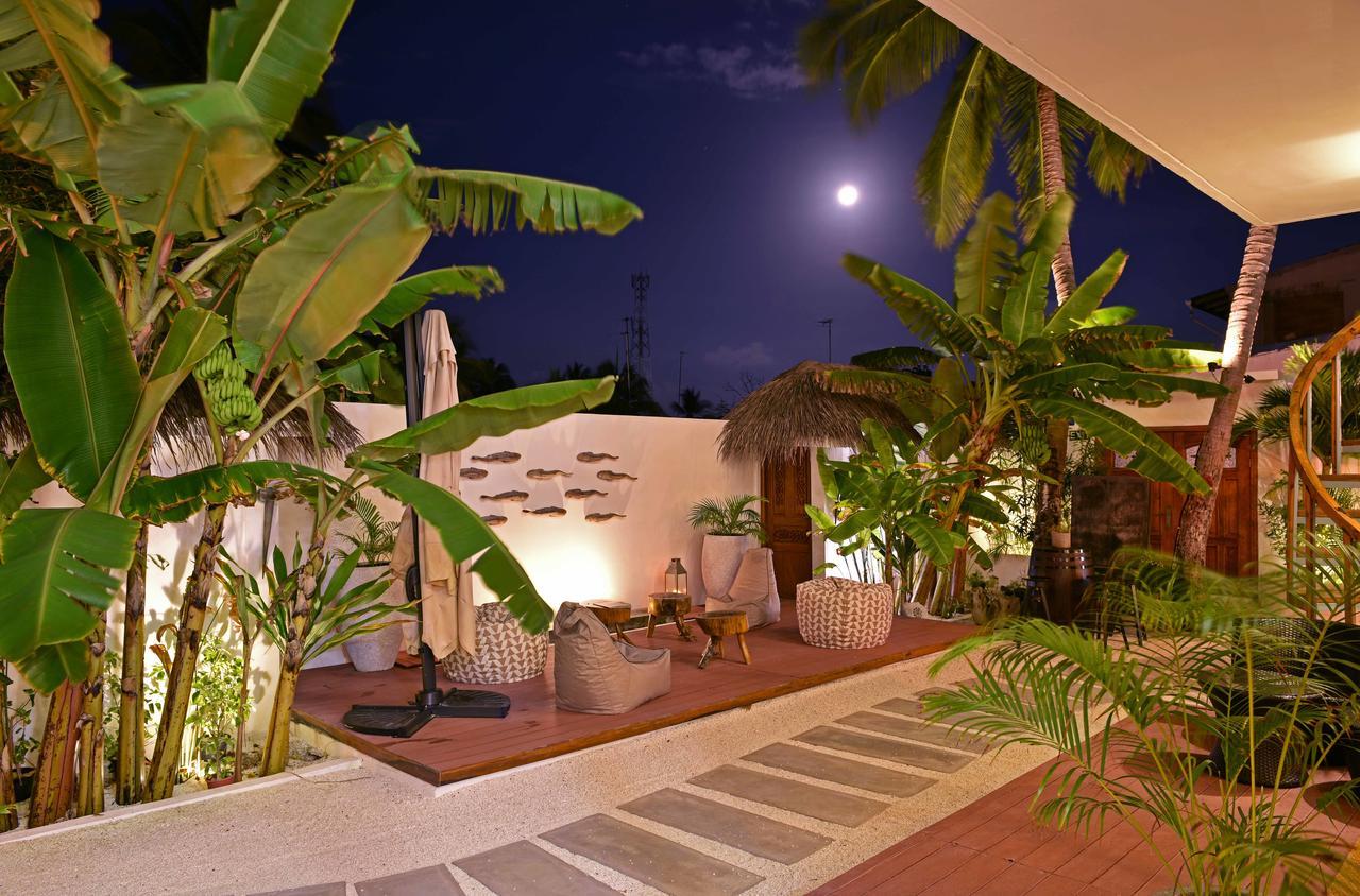 Veli Vilaa Dhiffushi Extérieur photo